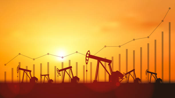 Giá dầu sẽ tăng vọt do thiếu hụt nguồn cung?  - Ảnh 2.